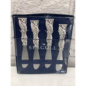 Seagull Pewter Set of 4 Appetizer / Cheese Spreader Knife Grape Pattern